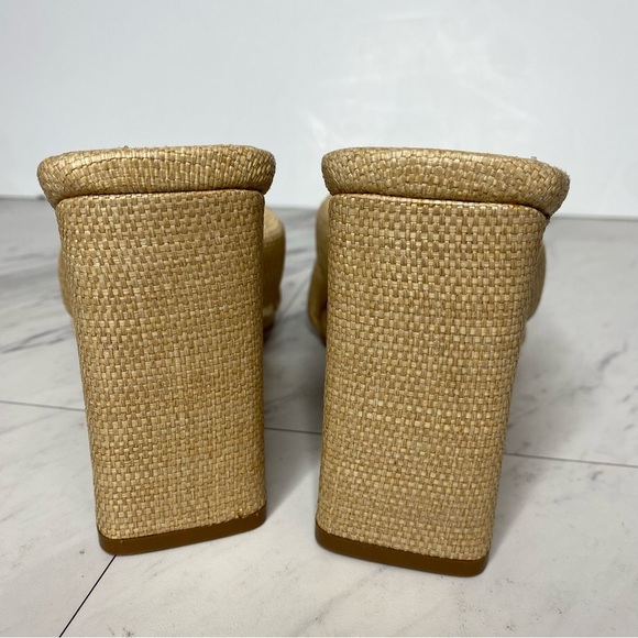 Schutz Fairy Natural Egg Shell Square Toe Heeled Sandal 8 1/2 B - Picture 4 of 14